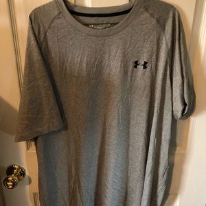 2X under armour loose workout shirt